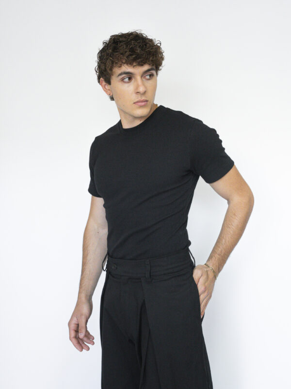 Ribbed fitted T-shirt